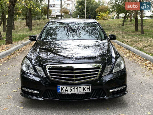 Черный Мерседес Е-Класс, объемом двигателя 2.14 л и пробегом 269 тыс. км за 12900 $, фото 1 на Automoto.ua