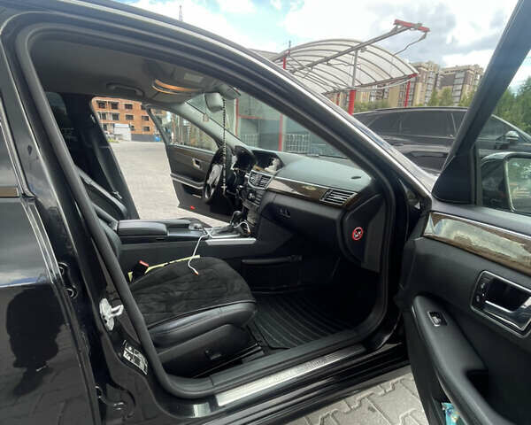 Черный Мерседес Е-Класс, объемом двигателя 2.2 л и пробегом 330 тыс. км за 10500 $, фото 14 на Automoto.ua