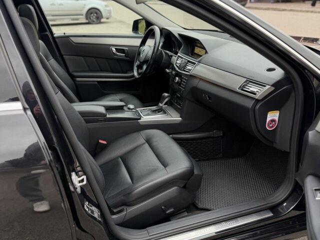 Чорний Мерседес Е-Клас, об'ємом двигуна 2.1 л та пробігом 310 тис. км за 10499 $, фото 8 на Automoto.ua