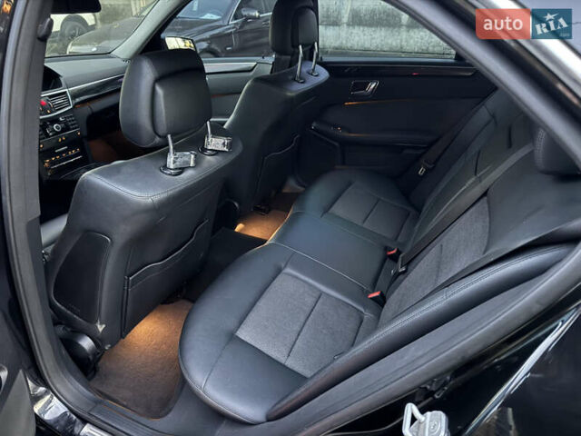 Мерседес Е-Класс 2009 в Запорожье на Automoto.ua Черный Мерседес Е-Класс, объемом двигателя 3 л и пробегом 230 тыс. км за 9500 $, фото 10 на Automoto.ua