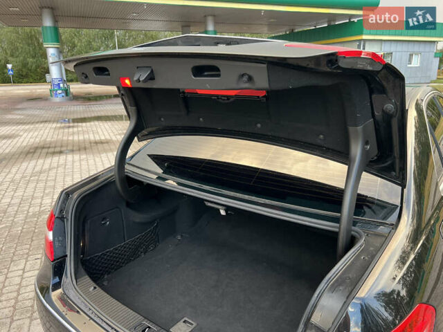 Черный Мерседес Е-Класс, объемом двигателя 2.2 л и пробегом 320 тыс. км за 12500 $, фото 25 на Automoto.ua