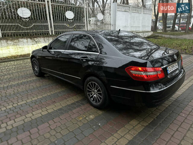 Черный Мерседес Е-Класс, объемом двигателя 2.14 л и пробегом 325 тыс. км за 13000 $, фото 25 на Automoto.ua