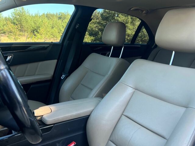 Чорний Мерседес Е-Клас, об'ємом двигуна 3 л та пробігом 419 тис. км за 6950 $, фото 14 на Automoto.ua