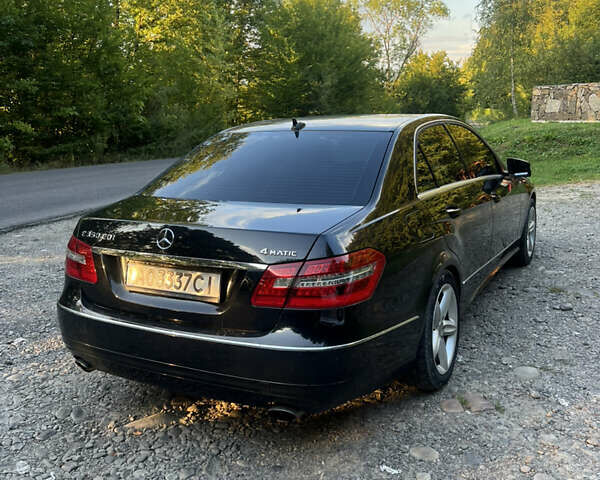 Мерседес Е-Класс 2009 в Тячеве на Automoto.ua Черный Мерседес Е-Класс, объемом двигателя 2.99 л и пробегом 314 тыс. км за 11300 $, фото 7 на Automoto.ua