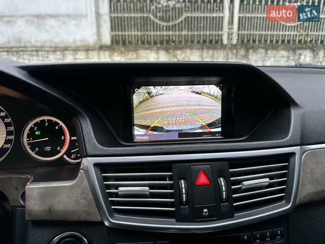 Черный Мерседес Е-Класс, объемом двигателя 2.14 л и пробегом 325 тыс. км за 13000 $, фото 42 на Automoto.ua