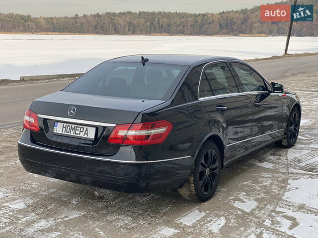 Мерседес Е-Класс 2009 в Львове на Automoto.ua Черный Мерседес Е-Класс, объемом двигателя 2.14 л и пробегом 360 тыс. км за 11600 $, фото 1 на Automoto.ua