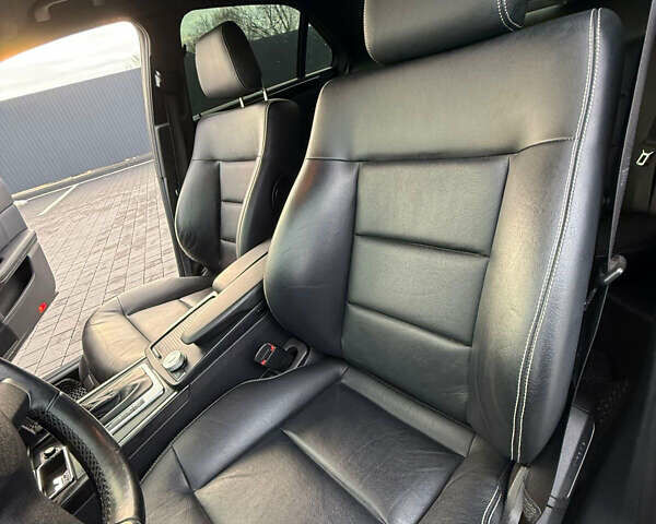 Чорний Мерседес Е-Клас, об'ємом двигуна 1.8 л та пробігом 347 тис. км за 13000 $, фото 28 на Automoto.ua