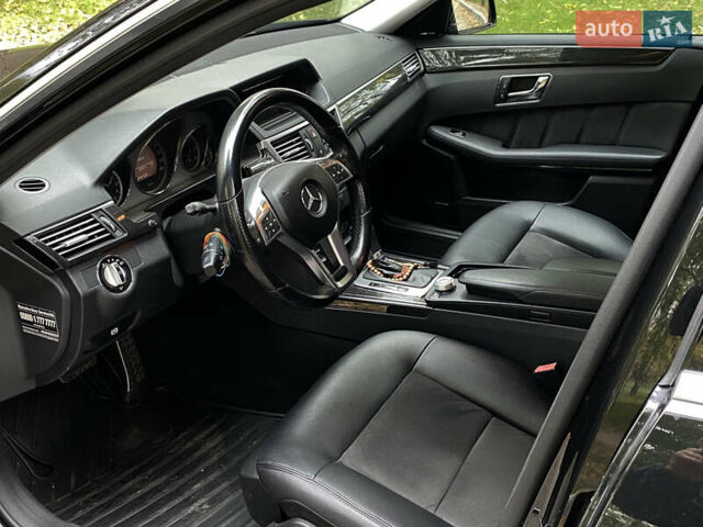 Черный Мерседес Е-Класс, объемом двигателя 2.14 л и пробегом 269 тыс. км за 12900 $, фото 11 на Automoto.ua