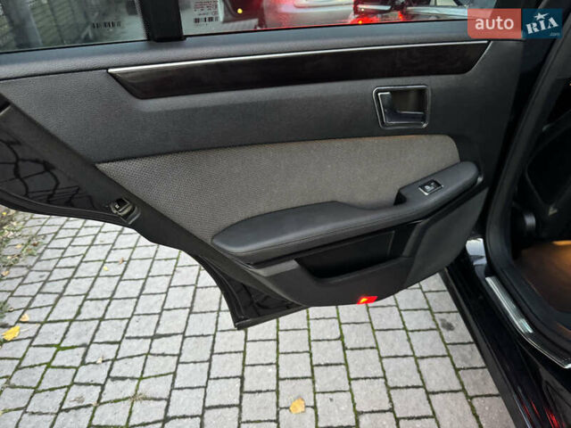 Мерседес Е-Класс 2009 в Запорожье на Automoto.ua Черный Мерседес Е-Класс, объемом двигателя 3 л и пробегом 230 тыс. км за 9500 $, фото 7 на Automoto.ua