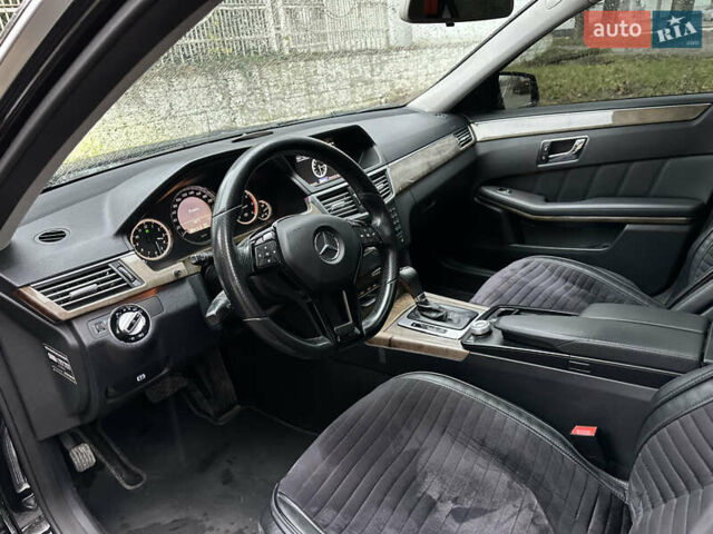 Черный Мерседес Е-Класс, объемом двигателя 2.14 л и пробегом 325 тыс. км за 13000 $, фото 31 на Automoto.ua