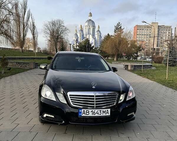Чорний Мерседес Е-Клас, об'ємом двигуна 3 л та пробігом 324 тис. км за 11999 $, фото 6 на Automoto.ua