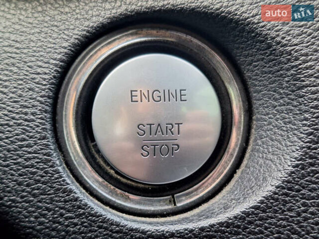 Черный Мерседес Е-Класс, объемом двигателя 5.5 л и пробегом 201 тыс. км за 16300 $, фото 30 на Automoto.ua