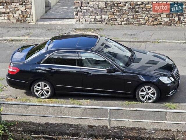 Черный Мерседес Е-Класс, объемом двигателя 2.9 л и пробегом 350 тыс. км за 7500 $, фото 3 на Automoto.ua