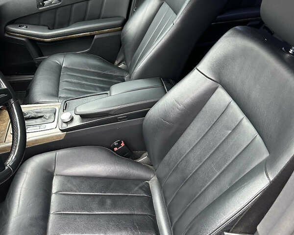 Чорний Мерседес Е-Клас, об'ємом двигуна 2.14 л та пробігом 360 тис. км за 11500 $, фото 10 на Automoto.ua