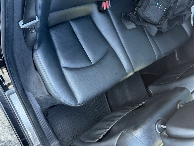 Черный Мерседес Е-Класс, объемом двигателя 3 л и пробегом 378 тыс. км за 10000 $, фото 11 на Automoto.ua