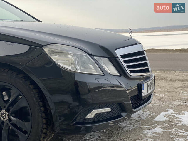 Мерседес Е-Класс 2009 в Львове на Automoto.ua Черный Мерседес Е-Класс, объемом двигателя 2.14 л и пробегом 360 тыс. км за 11600 $, фото 4 на Automoto.ua
