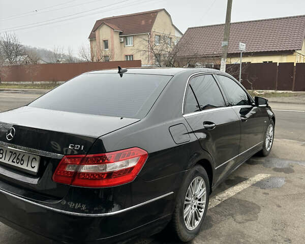 Чорний Мерседес Е-Клас, об'ємом двигуна 2.14 л та пробігом 360 тис. км за 11500 $, фото 1 на Automoto.ua