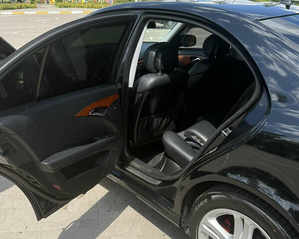 Чорний Мерседес Е-Клас, об'ємом двигуна 1.8 л та пробігом 374 тис. км за 8200 $, фото 6 на Automoto.ua