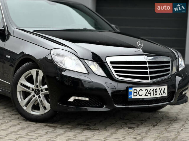 Черный Мерседес Е-Класс, объемом двигателя 2.2 л и пробегом 330 тыс. км за 13500 $, фото 1 на Automoto.ua