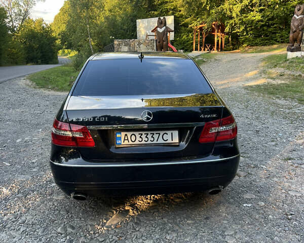 Мерседес Е-Класс 2009 в Тячеве на Automoto.ua Черный Мерседес Е-Класс, объемом двигателя 2.99 л и пробегом 314 тыс. км за 11300 $, фото 5 на Automoto.ua