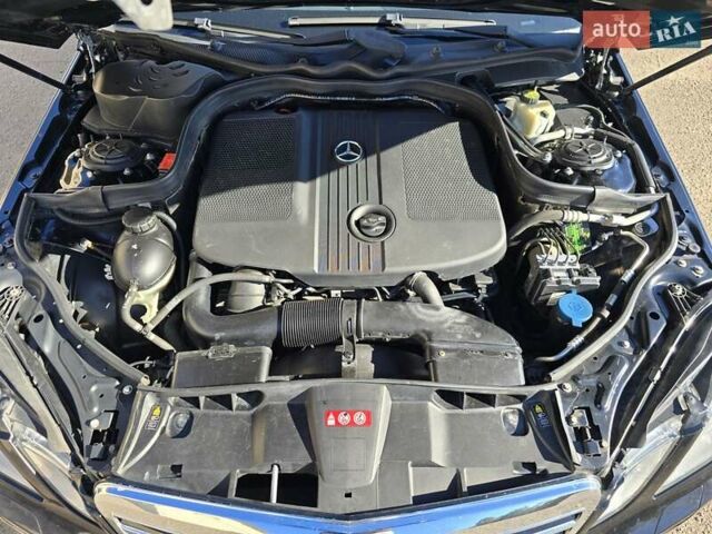 Чорний Мерседес Е-Клас, об'ємом двигуна 2.1 л та пробігом 309 тис. км за 9900 $, фото 14 на Automoto.ua