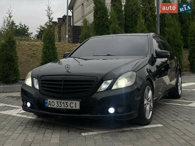 Черный Мерседес Е-Класс, объемом двигателя 2.2 л и пробегом 293 тыс. км за 9150 $, фото 1 на Automoto.ua