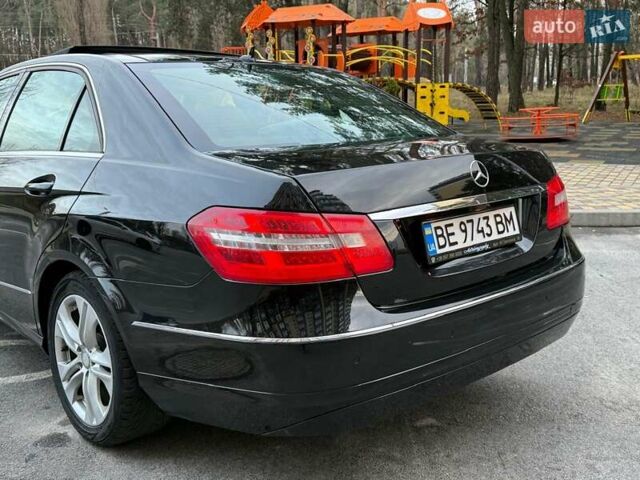 Чорний Мерседес Е-Клас, об'ємом двигуна 2.2 л та пробігом 390 тис. км за 11000 $, фото 3 на Automoto.ua