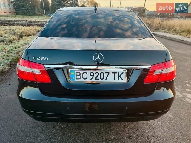 Чорний Мерседес Е-Клас, об'ємом двигуна 2.14 л та пробігом 144 тис. км за 10900 $, фото 8 на Automoto.ua
