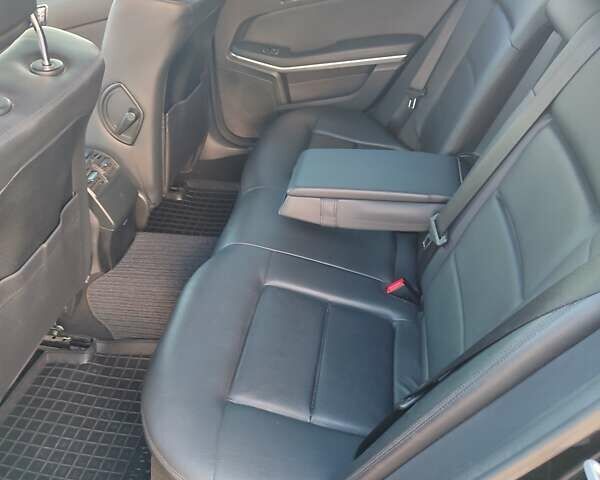 Чорний Мерседес Е-Клас, об'ємом двигуна 2.14 л та пробігом 144 тис. км за 10900 $, фото 16 на Automoto.ua