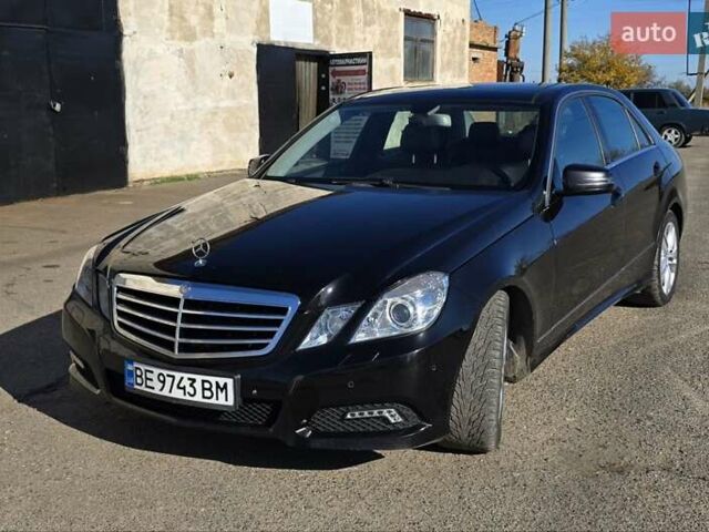 Чорний Мерседес Е-Клас, об'ємом двигуна 2.1 л та пробігом 309 тис. км за 9900 $, фото 8 на Automoto.ua