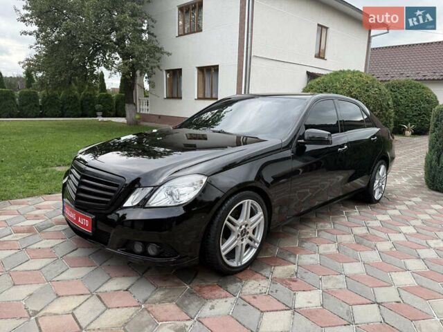 Чорний Мерседес Е-Клас, об'ємом двигуна 2.2 л та пробігом 280 тис. км за 9999 $, фото 6 на Automoto.ua