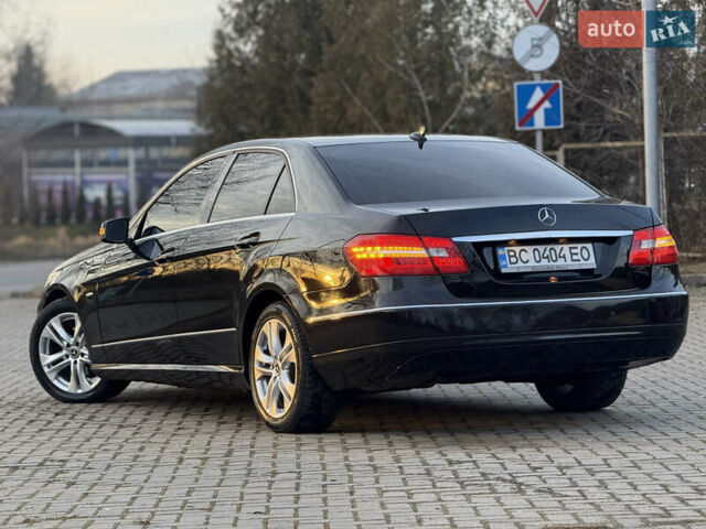 Чорний Мерседес Е-Клас, об'ємом двигуна 2.14 л та пробігом 337 тис. км за 12250 $, фото 25 на Automoto.ua