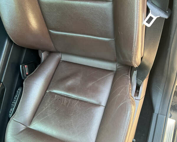 Чорний Мерседес Е-Клас, об'ємом двигуна 2.99 л та пробігом 314 тис. км за 11000 $, фото 12 на Automoto.ua