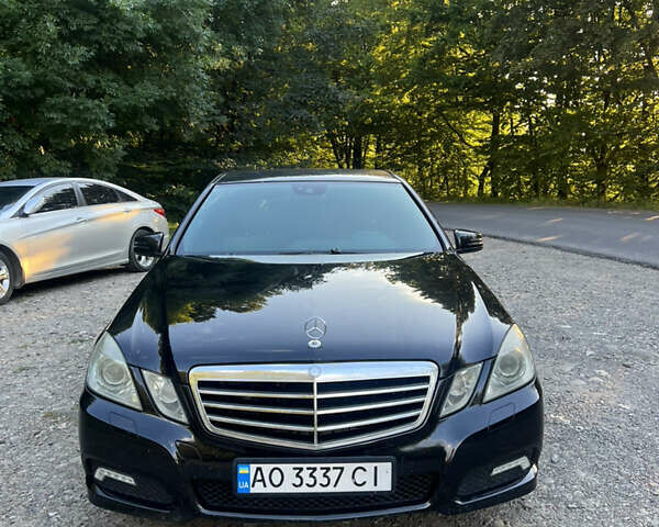 Чорний Мерседес Е-Клас, об'ємом двигуна 2.99 л та пробігом 314 тис. км за 11000 $, фото 1 на Automoto.ua