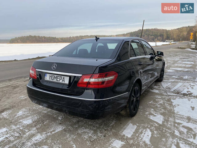 Мерседес Е-Класс 2009 в Львове на Automoto.ua Черный Мерседес Е-Класс, объемом двигателя 2.14 л и пробегом 360 тыс. км за 11600 $, фото 15 на Automoto.ua