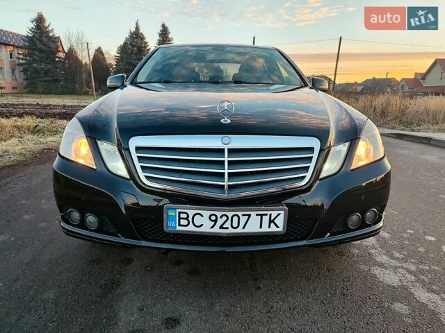 Чорний Мерседес Е-Клас, об'ємом двигуна 2.14 л та пробігом 144 тис. км за 10900 $, фото 2 на Automoto.ua