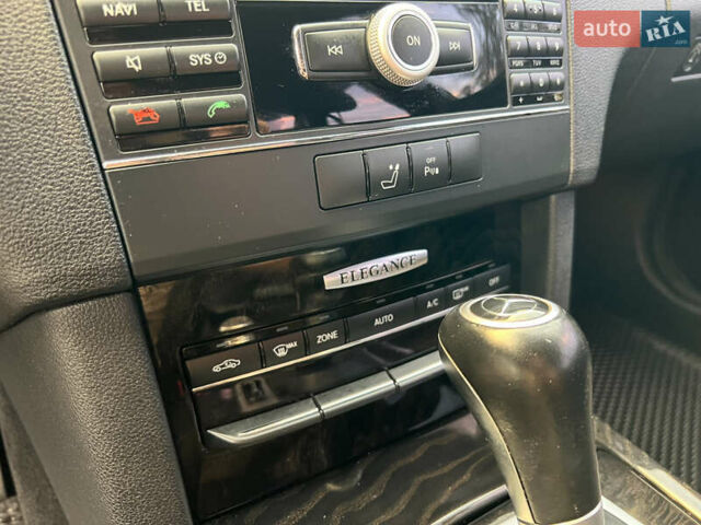 Черный Мерседес Е-Класс, объемом двигателя 2.2 л и пробегом 320 тыс. км за 12300 $, фото 24 на Automoto.ua