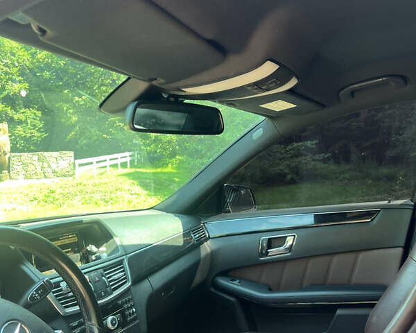 Чорний Мерседес Е-Клас, об'ємом двигуна 2.99 л та пробігом 314 тис. км за 11000 $, фото 15 на Automoto.ua