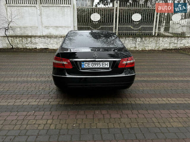 Черный Мерседес Е-Класс, объемом двигателя 2.14 л и пробегом 325 тыс. км за 13000 $, фото 12 на Automoto.ua