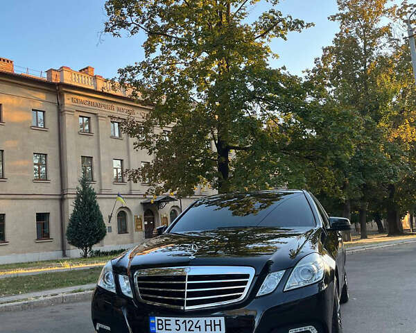 Черный Мерседес Е-Класс, объемом двигателя 3.5 л и пробегом 116 тыс. км за 12900 $, фото 7 на Automoto.ua