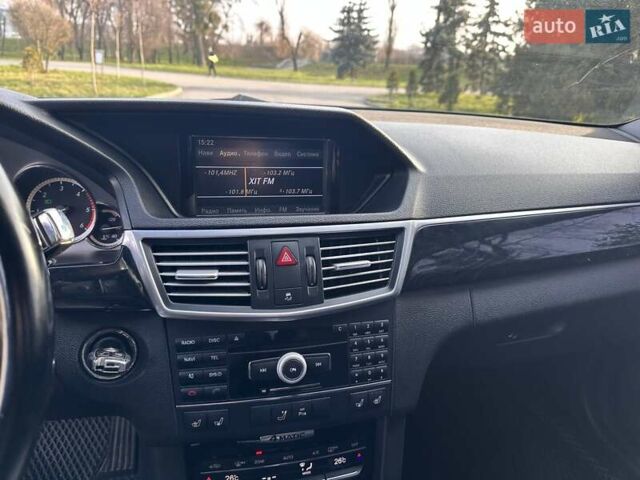 Чорний Мерседес Е-Клас, об'ємом двигуна 3 л та пробігом 324 тис. км за 11999 $, фото 22 на Automoto.ua