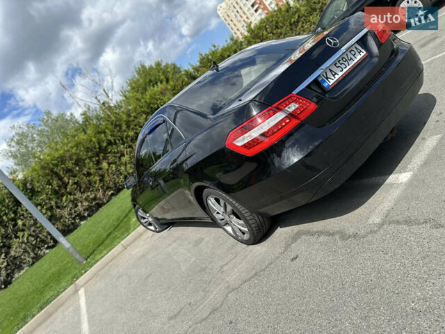 Черный Мерседес Е-Класс, объемом двигателя 2.2 л и пробегом 327 тыс. км за 10999 $, фото 10 на Automoto.ua