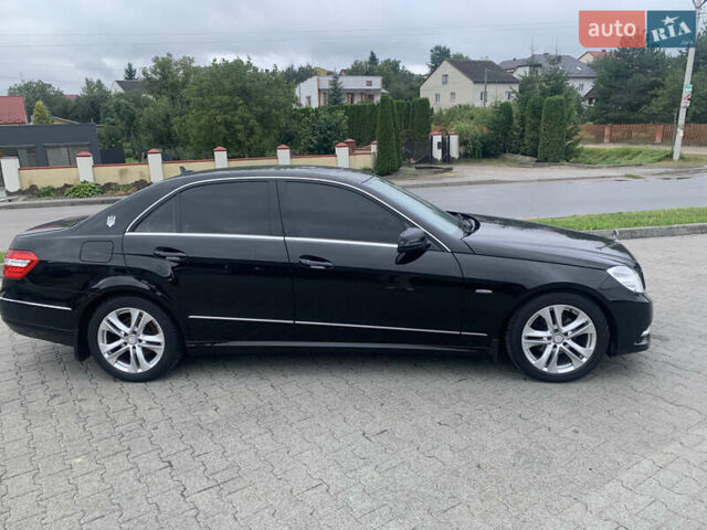 Мерседес Е-Класс 2010 в Львове на Automoto.ua Черный Мерседес Е-Класс, объемом двигателя 2.15 л и пробегом 158 тыс. км за 16500 $, фото 2 на Automoto.ua