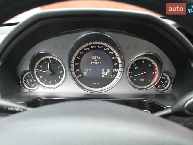 Чорний Мерседес Е-Клас, об'ємом двигуна 3 л та пробігом 255 тис. км за 13900 $, фото 12 на Automoto.ua