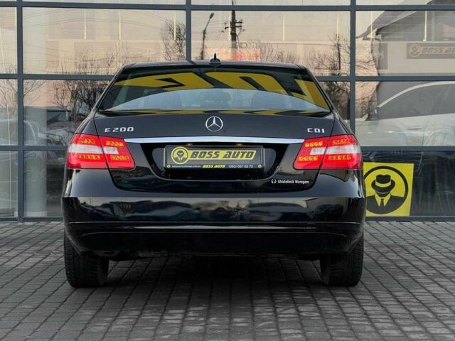 Чорний Мерседес Е-Клас, об'ємом двигуна 2.2 л та пробігом 325 тис. км за 11500 $, фото 5 на Automoto.ua