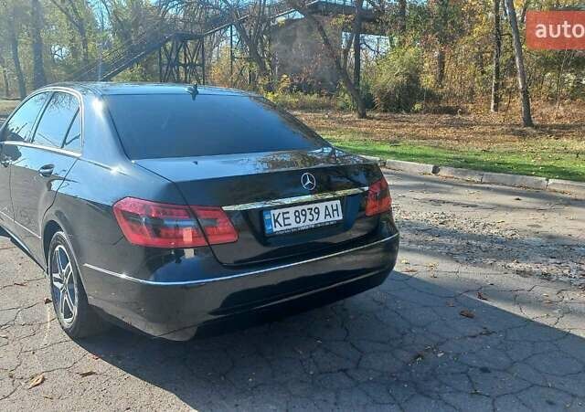 Черный Мерседес Е-Класс, объемом двигателя 2.14 л и пробегом 340 тыс. км за 12600 $, фото 4 на Automoto.ua