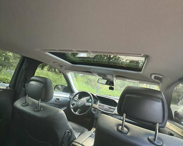 Чорний Мерседес Е-Клас, об'ємом двигуна 2.2 л та пробігом 235 тис. км за 16000 $, фото 9 на Automoto.ua