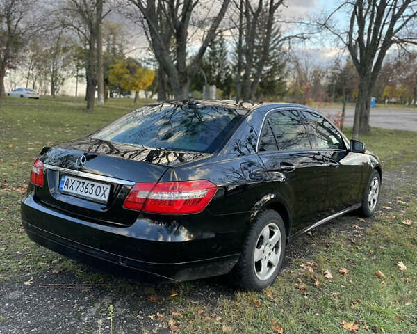 Чорний Мерседес Е-Клас, об'ємом двигуна 2.14 л та пробігом 491 тис. км за 7600 $, фото 4 на Automoto.ua