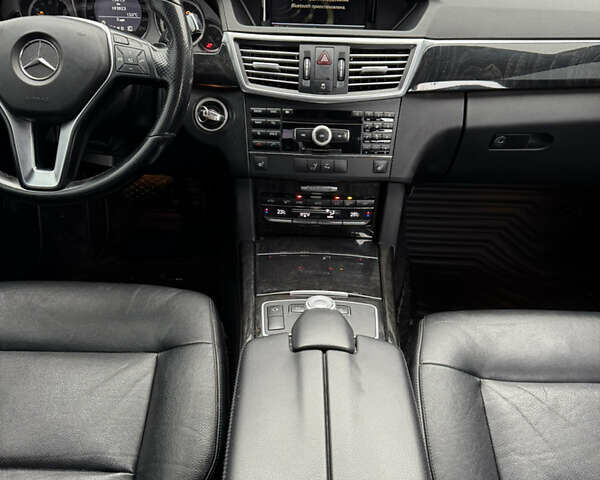 Чорний Мерседес Е-Клас, об'ємом двигуна 3 л та пробігом 195 тис. км за 14200 $, фото 18 на Automoto.ua