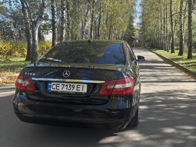 Черный Мерседес Е-Класс, объемом двигателя 2.1 л и пробегом 395 тыс. км за 11700 $, фото 11 на Automoto.ua